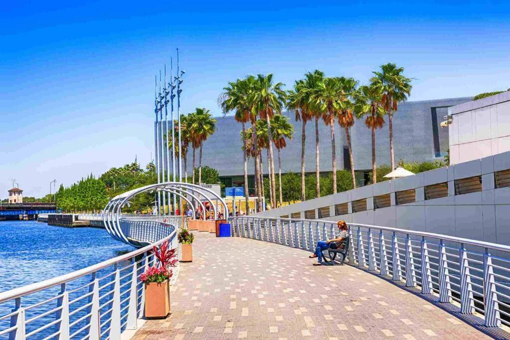 Our Sunset Getaway Apartment Riverview  Exterior photo