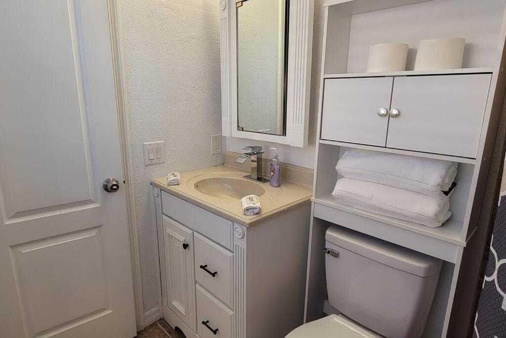 Our Sunset Getaway Apartment Riverview  Exterior photo