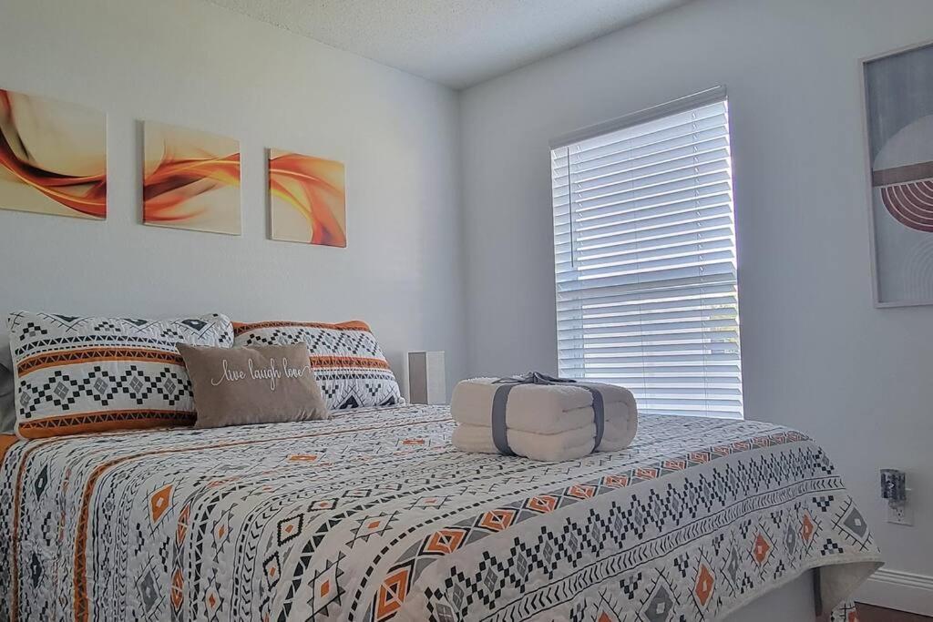 Our Sunset Getaway Apartment Riverview  Exterior photo