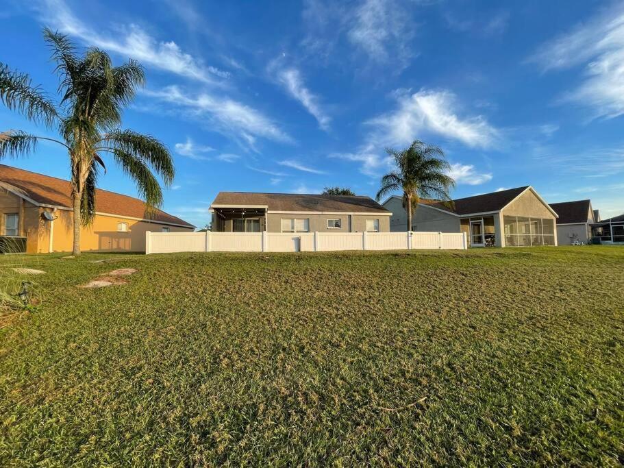 Our Sunset Getaway Apartment Riverview  Exterior photo